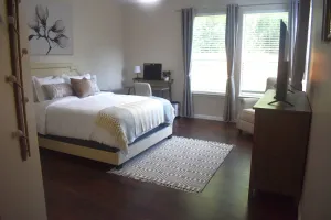 Image of Spacious, west Houston 2-story home with backyard