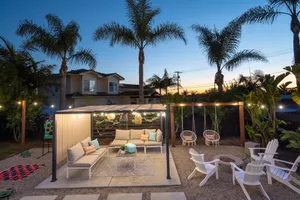 Image of Family Friendly, Legoland, 2 miles to beach, Large Backyard