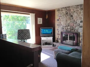 Image of Great view of Lake Superior and only 3 mins to downtown Marquette!