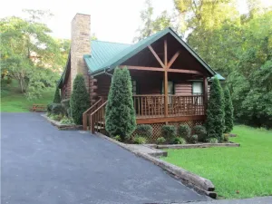 Image of Convenient location!  Easy drive to & from cabin; family friendly…
