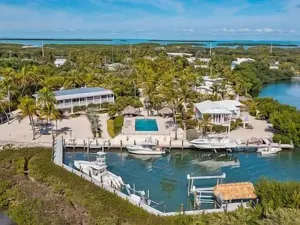 Image of Coral Cove Resort - ‘A Fisherman’s Dream’