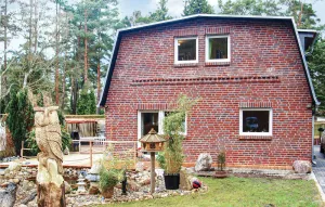 Image of 4 Bedroom Gorgeous Home In Berlin