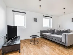 Image of Pass the Keys Central Modern Flat with Parking