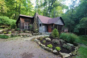 Image of Fayette Springs--Creek House--Enjoy this Spacious Cottage!