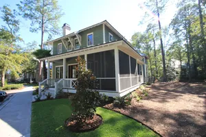 Image of A Charming Carriage House Apartment in Stock Farm in Old Town Bluffton