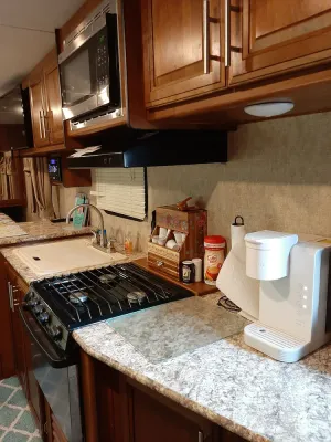 Image of Cozy RV at entrance to Lake Somerville