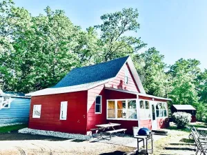 Image of Lake Victoria, Heritage Cabin , with in 15ft from the lake shore
