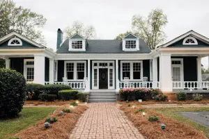 Image of Pet Friendly 5BR 2.5 Bath Mansion With Pool