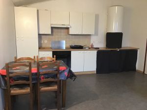 Image of Quiet apartment in medieval town of st macaire