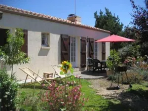 Image of House \/ Villa - Vairé