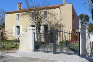Image of House with garden
