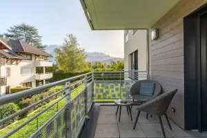 Image of Grand studio bord du lac