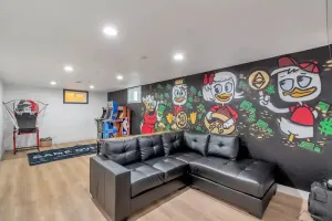 Image of 4 BR home with game room & large backyard to entertain Centrally located Near DT