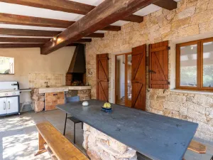 Image of Wonderful private villa with A\/C, hot tub, WIFI, TV, terrace, pets allowed, panoramic view, parking