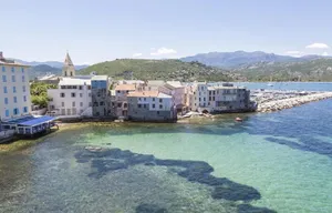 Image of T3 apartment in the heart of Saint Florent