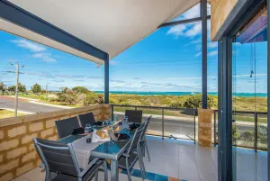 Image of Endless Summer - Perfect Location