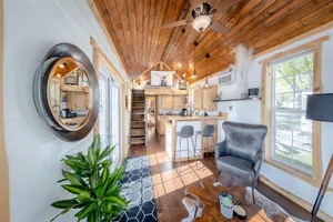 Image of Big Profile, Tiny Mtn Cabin