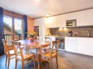 Image of Spacious apt 7 ppl, mountain view balcony