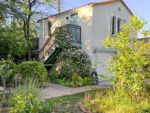 Image of Tranquil 1-bd Guesthouse Apartment on Spanish Estate, sundeck w\/ mountain views
