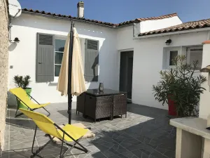 Image of Renovated retreated house in the Center Village du Bois Plage in Ré