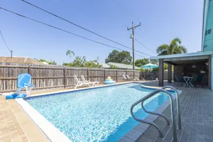 Image of Delray Pool House Central Location