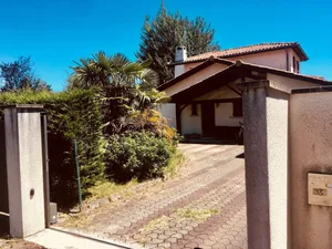 Image of House of 130 m² in private subdivision near ocean, airport and golf