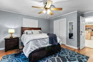 Image of Quiet 3-bedroom home with kitchen & living room