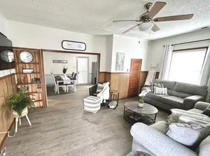Image of Pet friendly house with 3 king beds and fenced in back yard.