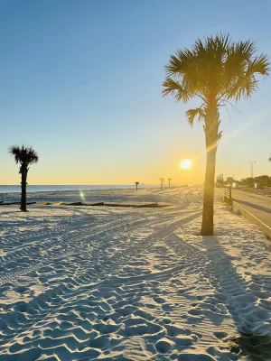 Image of “Feels like home” cozy stay just 0.5 mi to the beach!