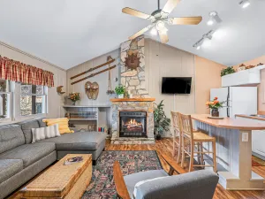 Image of Cozy Cottage Next to Chimney Rock State Park & Lake Lure Beach