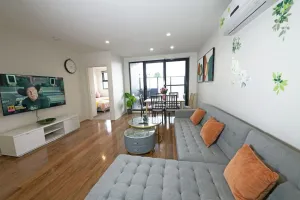 Image of Self contained Apartment w\/Parking near everything