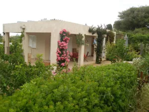 Image of Furnished 2 Rooms, air conditioning, garden, terrace, 100m beach