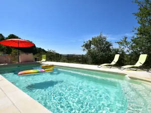 Image of Spacious Holiday Home in Cuzy