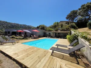 Image of \"Le Milan d'Or\": family accommodation for 12 people on the edge of the maquis.