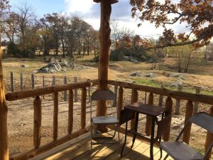 Image of Tranquil, secluded, rustic-chic B&B cabin close to Blue River. Central H&A