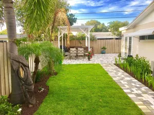Image of Palm Beach Studio Retreat - outdoor patio grill