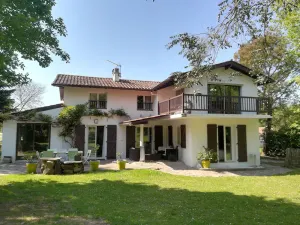 Image of Villa Grand Calme, View on the Rhune, Full Nature