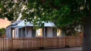 Image of Readers Rest