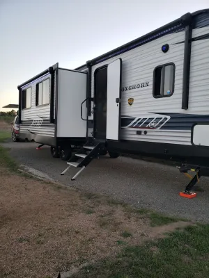 Image of Spacious 2 bed 1.5 bath RV