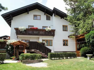 Image of Cosy apartment for 8 guests with WIFI, TV, terrace, pets allowed and parking