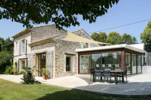 Image of Superb contemporary Mas at the foot of the Luberon