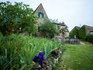 Image of Charming Stone House with Terrace, Garden & Wifi Near Prehistoric Sites in Les Eyzies-de-Tayac