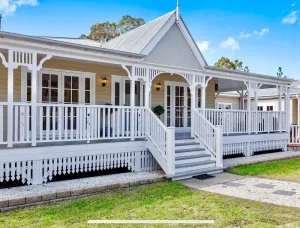 Image of White Haven – Luxury Elegant Estate on 5 acres