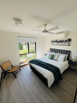 Image of Entire Cosy South Bunbury home ~Sleeps 8 Guests ~Suits Families~Trades\/workers