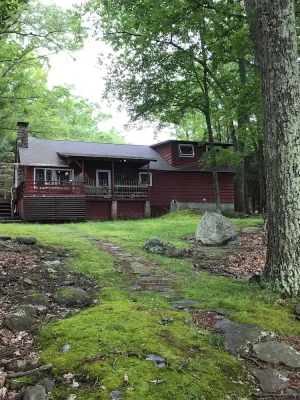 Image of Lake Wallenpaupack Boulder Point Lakefront Cabin with Private Boat Dock
