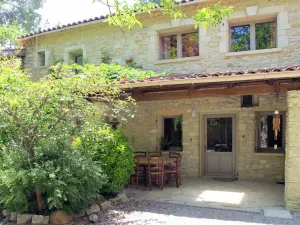 Image of Cosy apartment in villa with pool, WIFI, TV, patio, pets allowed, panoramic view and parking