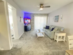 Image of Let the fun begin 🏖🏊‍♀️😁<br>Located between both beaches
