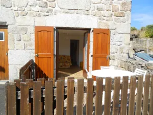 Image of Lozère Saint-Alban in quiet character villa apt 4 pers near nature