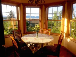 Image of Ocean View Suite Homer Alaska Cafe\/Bookshop\/Beach