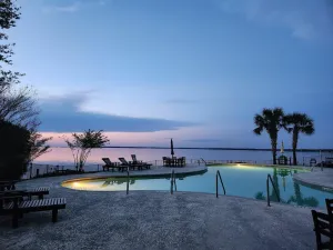 Image of Executive 2 BR\/2 BA Lakefront Corner Suite Condo